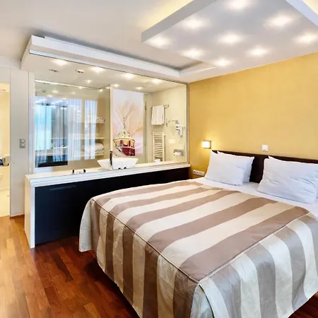 Boutique Hotel 4*